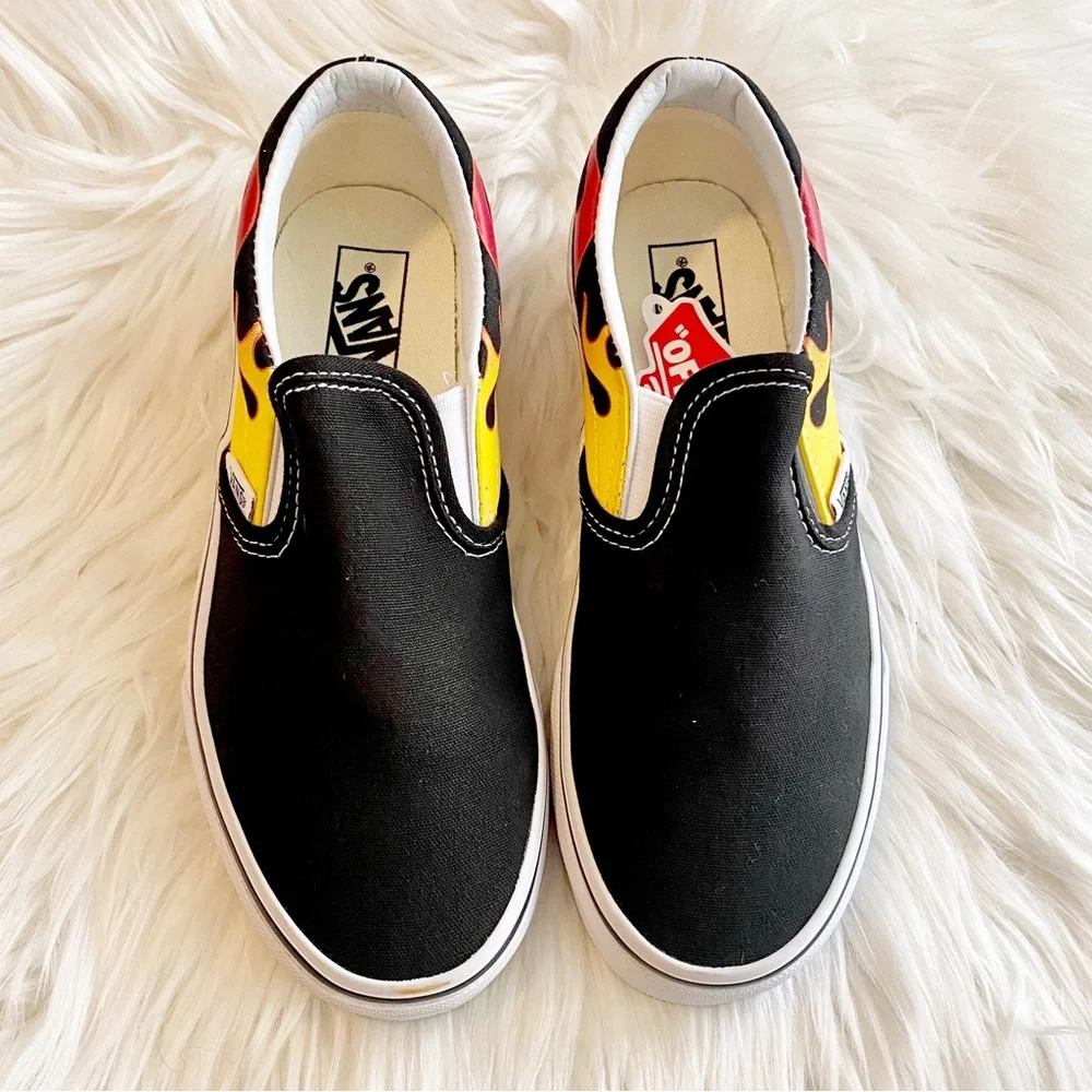 Kids classic slip on flame vans